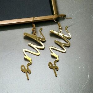 Glimmer with Gold: Stunning 'MRS' Dangle Earrings for the Chic Bride! NWT